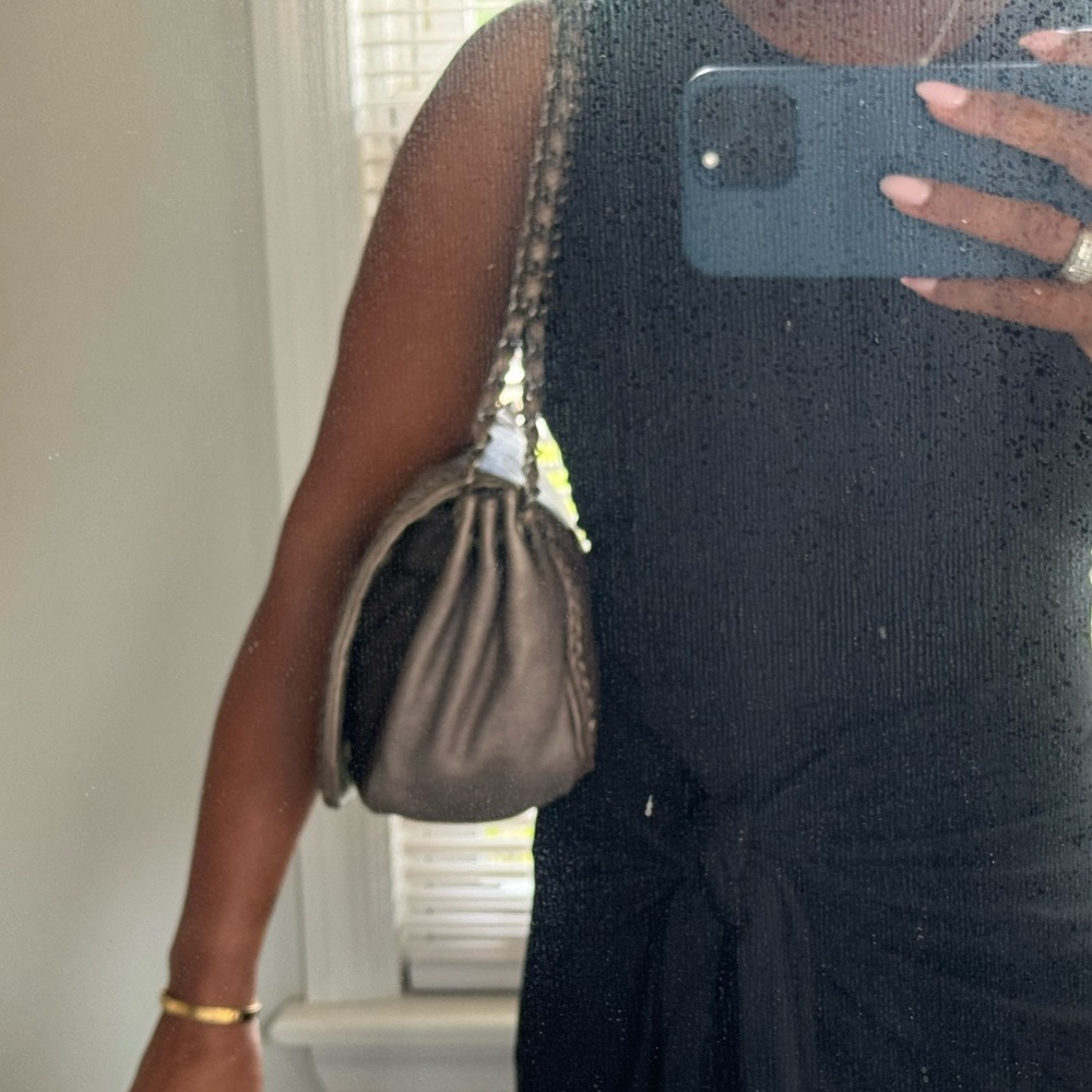 Chanel 💯 % Authentic Handbag - Picture 5 of 16